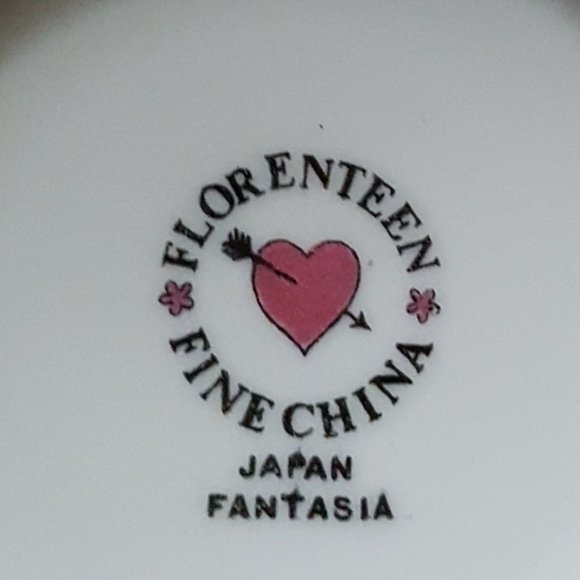 China, Sugar Bowl and Creamer Set. - Picture 3 of 3